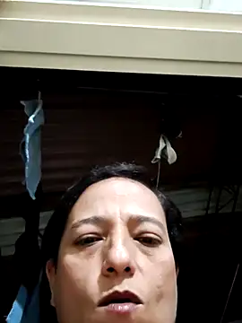 Vanessasweet2304 online show from November 9, 2025, 1:48 am