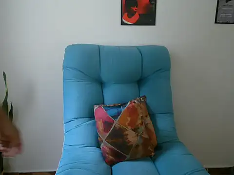 Snapshot of ZaraPepper_ chatting on October 21, 2025, 4:08 pm ZaraPepper  online show from October 21, 2025, 4:08 pm