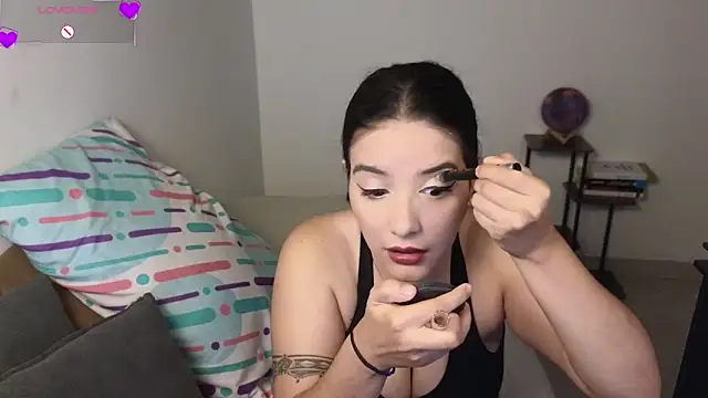 Snapshot of blue__moon_ chatting on March 2, 2026, 5:08 am blue moon online show from March 2, 2026, 5:08 am