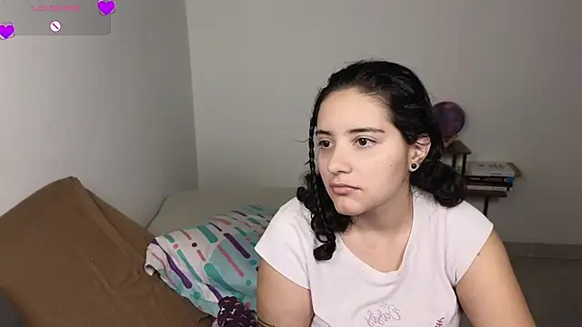 Snapshot of blue__moon_ chatting on March 24, 2026, 3:22 am blue moon online show from March 24, 2026, 3:22 am