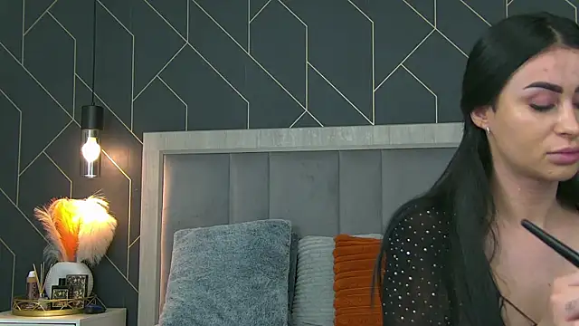 EmyLaveau online show from March 31, 2026, 5:19 am