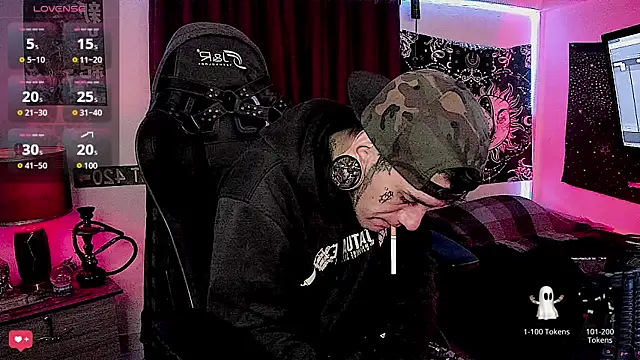 Snapshot of josh__ackerman chatting on January 2, 2025, 7:44 am josh ackerman online show from January 2, 2025, 7:44 am