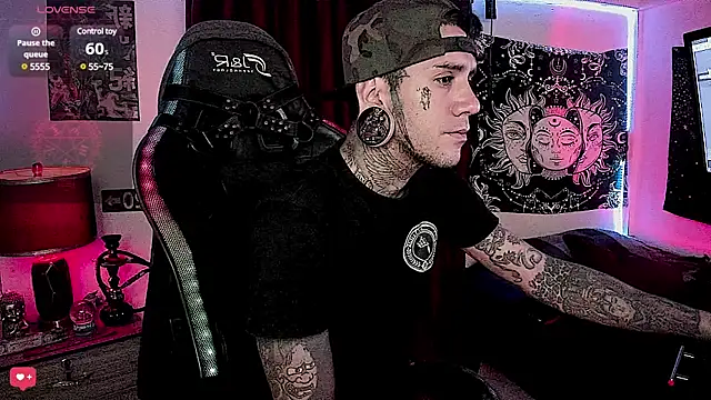 Snapshot of josh__ackerman chatting on January 4, 2025, 11:22 am josh ackerman online show from January 4, 2025, 11:22 am