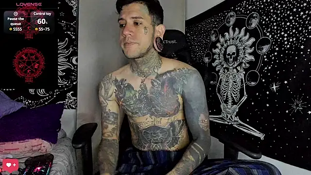 Snapshot of josh__ackerman chatting on January 13, 2025, 9:41 am josh ackerman online show from January 13, 2025, 9:41 am