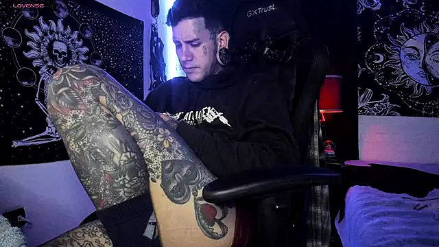 Snapshot of josh__ackerman chatting on March 4, 2025, 4:38 am josh ackerman online show from March 4, 2025, 4:38 am