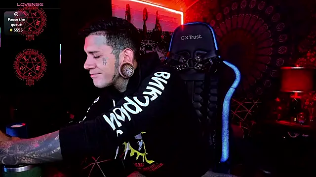 Snapshot of josh__ackerman chatting on October 6, 2025, 6:55 am josh ackerman online show from October 6, 2025, 6:55 am