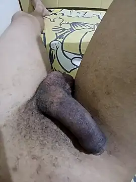 Snapshot of JamesQuaresma chatting on February 14, 2025, 9:43 pm JamesQuaresma online show from February 14, 2025, 9:43 pm