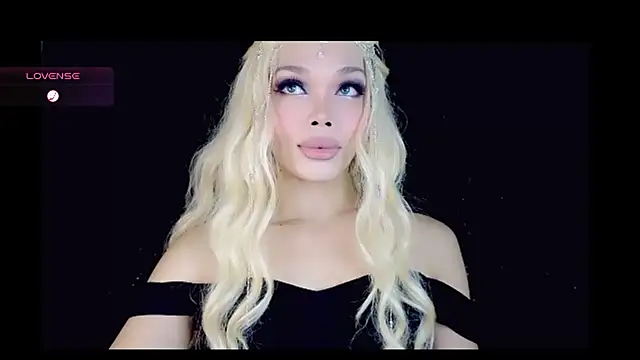 Snapshot of sugar_bbyxx chatting on July 22, 2026, 10:29 am sugar bbyxx online show from July 22, 2026, 10:29 am