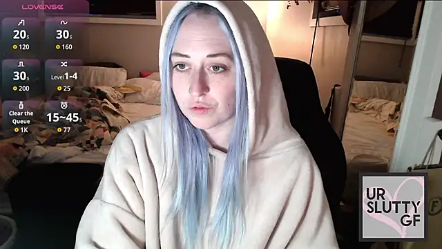 Snapshot of ursluttygf chatting on December 13, 2025, 10:26 pm ursluttygf online show from December 13, 2025, 10:26 pm