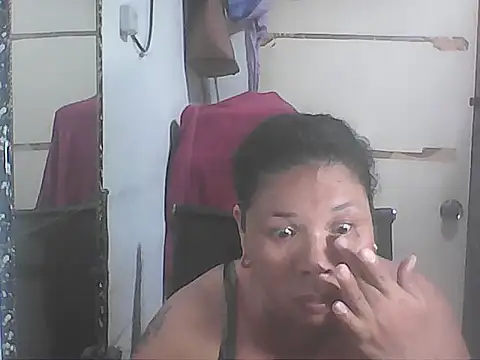 hotwet mama4uxx online show from January 15, 2026, 6:18 am