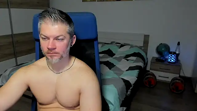 RobbyShawz online show from January 11, 2025, 5:41 am