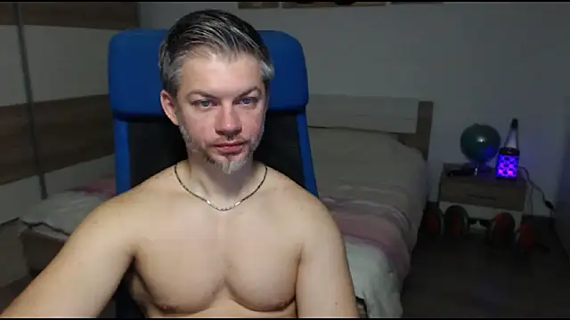 RobbyShawz online show from February 24, 2025, 5:54 am