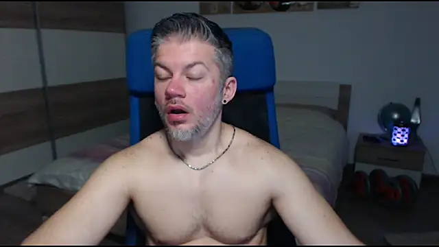 RobbyShawz online show from March 18, 2025, 6:25 am