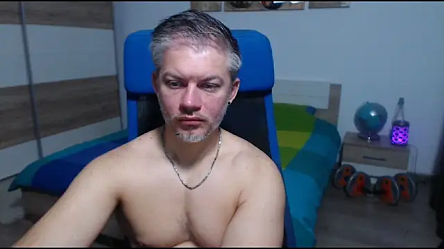 Snapshot of RobbyShawz chatting on October 27, 2025, 5:33 am RobbyShawz online show from October 27, 2025, 5:33 am