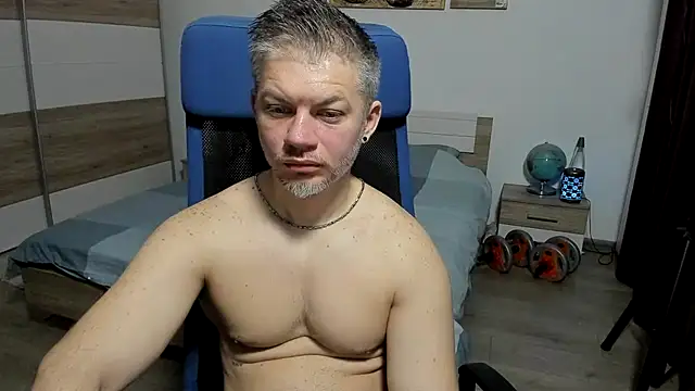 Snapshot of RobbyShawz chatting on March 25, 2026, 5:24 am RobbyShawz online show from March 25, 2026, 5:24 am