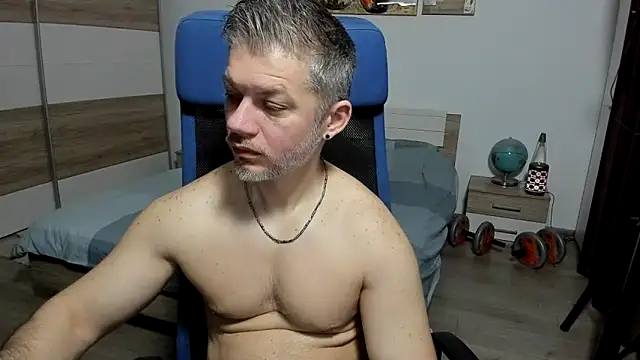 Snapshot of RobbyShawz chatting on April 5, 2026, 5:26 am RobbyShawz online show from April 5, 2026, 5:26 am