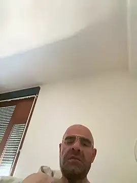 slim1976006 online show from July 11, 2026, 11:02 am
