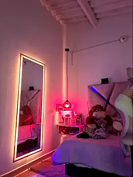 MariaPau 83 online show from April 9, 2026, 3:06 am