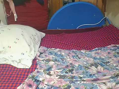 sexpetite online show from October 13, 2025, 5:57 pm