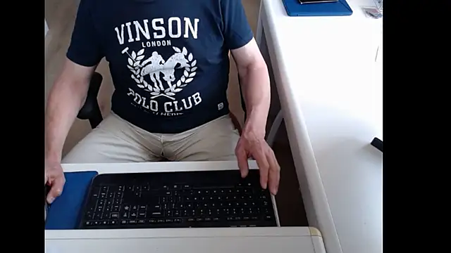 Snapshot of dutchpornking chatting on June 1, 2026, 8:16 am dutchpornking online show from June 1, 2026, 8:16 am