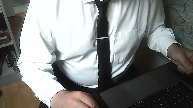 DUDURAxh online show from March 4, 2025, 8:35 am