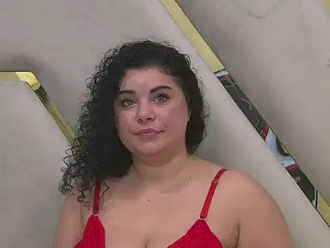 BustyMadison online show from September 19, 2025, 5:42 am