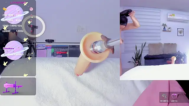 sofi velez online show from March 9, 2025, 1:25 am