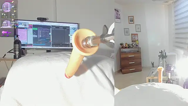 sofi velez online show from November 6, 2025, 6:53 pm