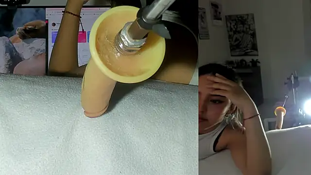 Snapshot of sofi_velez chatting on April 15, 2026, 5:20 pm sofi velez online show from April 15, 2026, 5:20 pm