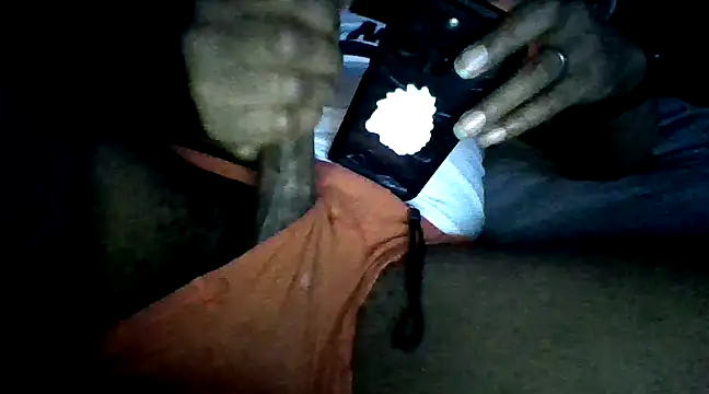 Snapshot of PrettyboyRed chatting on January 3, 2025, 4:55 am PrettyboyRed online show from January 3, 2025, 4:55 am