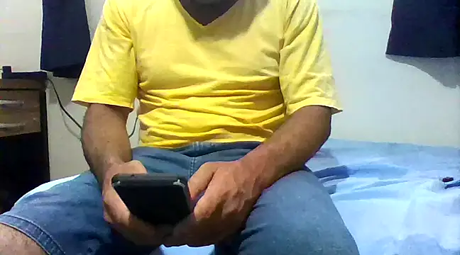 Snapshot of SAFADINHO-25 chatting on February 2, 2025, 7:46 pm SAFADINHO-25 online show from February 2, 2025, 7:46 pm