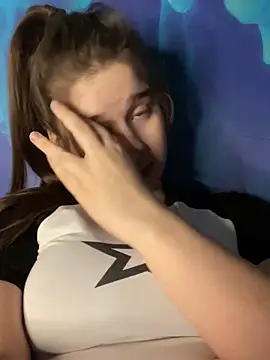 HornyGirlH online show from January 4, 2025, 3:40 am