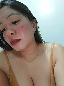 MissKitty31 online show from August 6, 2026, 2:13 am