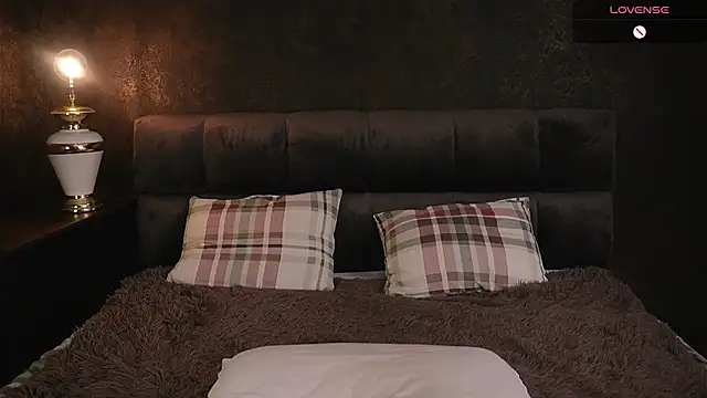 Snapshot of LinoAdaro chatting on September 14, 2025, 4:22 am LinoAdaro online show from September 14, 2025, 4:22 am