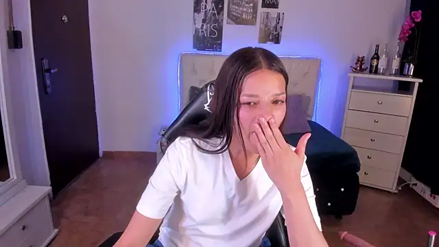 Amaia Daniells online show from January 16, 2025, 3:34 am