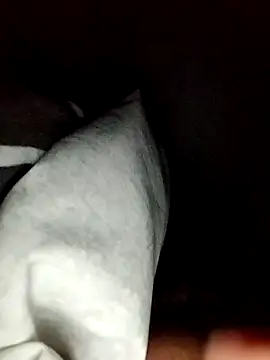 Snapshot of Annerae chatting on February 25, 2026, 4:27 pm Annerae online show from February 25, 2026, 4:27 pm