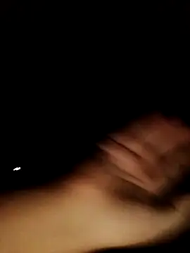 Snapshot of Annerae chatting on February 27, 2026, 4:07 pm Annerae online show from February 27, 2026, 4:07 pm