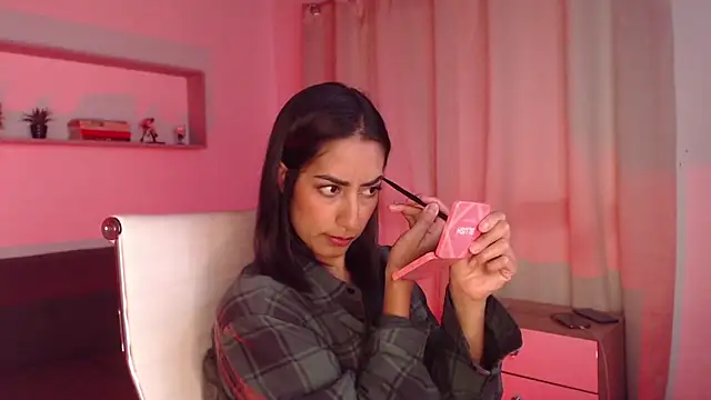 Snapshot of Brown_skin11 chatting on December 4, 2024, 9:35 pm Brown skin11 online show from December 4, 2024, 9:35 pm