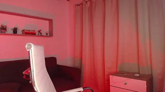 Snapshot of Brown_skin11 chatting on December 7, 2024, 12:41 am Brown skin11 online show from December 7, 2024, 12:41 am