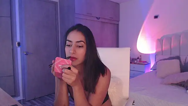 Snapshot of Brown_skin11 chatting on March 3, 2025, 9:15 pm Brown skin11 online show from March 3, 2025, 9:15 pm