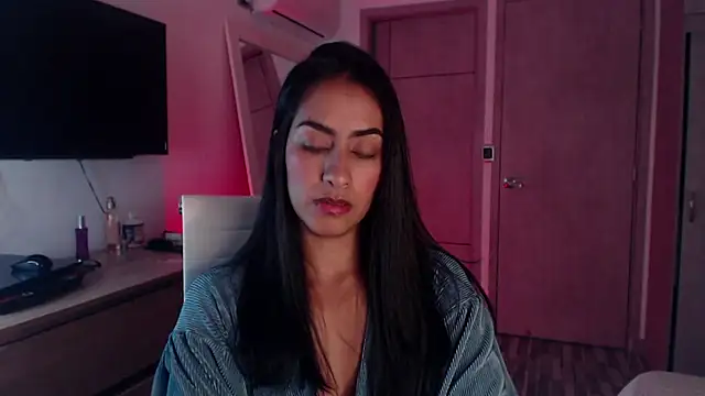 Snapshot of Brown_skin11 chatting on October 17, 2025, 10:23 pm Brown skin11 online show from October 17, 2025, 10:23 pm