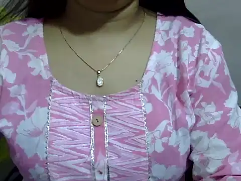 Snapshot of mahira_999 chatting on October 1, 2025, 5:24 am mahira 999 online show from October 1, 2025, 5:24 am