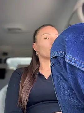 Snapshot of YOUR-KARINA chatting on January 24, 2025, 9:06 am YOUR-KARINA online show from January 24, 2025, 9:06 am