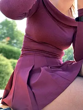 Snapshot of YOUR-KARINA chatting on September 14, 2025, 3:38 am YOUR-KARINA online show from September 14, 2025, 3:38 am