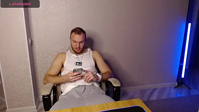 Toress1 online show from January 18, 2025, 4:53 pm