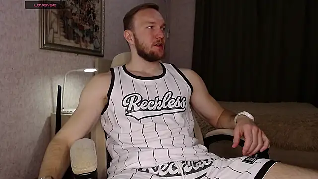 Toress1 online show from April 4, 2026, 4:04 pm