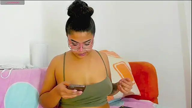 moana taylor online show from May 30, 2026, 1:08 pm