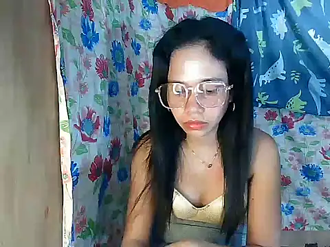 PinaySkinnyGirl online show from February 24, 2026, 9:24 pm