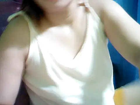 ashlylove25 online show from April 20, 2026, 1:19 am