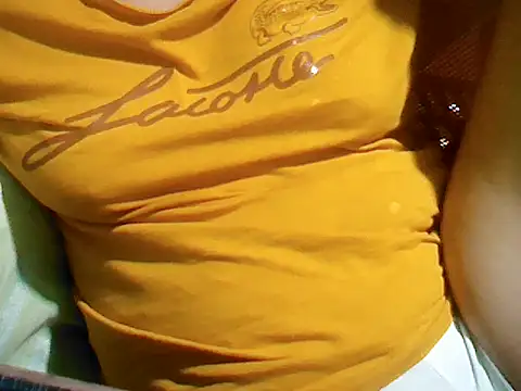 ashlylove25 online show from May 15, 2026, 11:23 pm